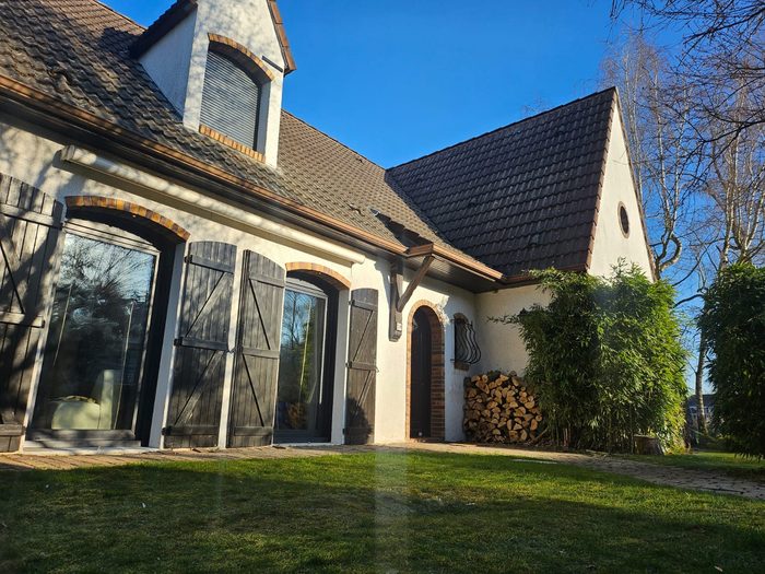 Toutes les menuiseries d'une maison à Proville