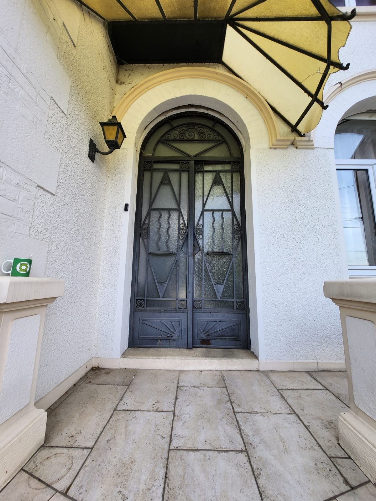 Une porte d'entrée pour une maison de maître